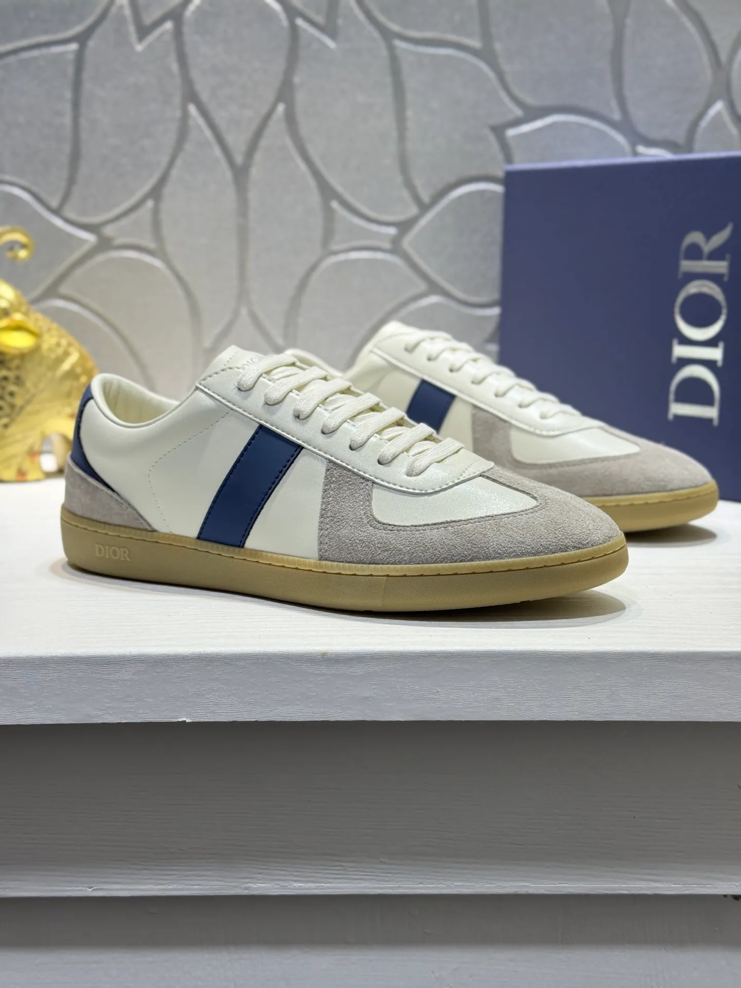 Men's Men's Shoes💰380【New Style】🎠🎠Dior🔍Top Purchasing Agency🇮🇹Di's hot style super popular sneakers are synchronized with the new product counters. The uppers are original Italian imported cowhide, the logo graphics are perfectly reproduced with complex craftsmanship necessary for fashionistas, and the imported soft sheepskin lining is Sole: The original sole is specially provided by the original factory. The exclusive movable molded sole is super comfortable. The original factory follows the order. 🔍🔍Multiple colors are available. You can enter and exit the counter at will. Welcome to compare. A must-have for trendy men. Code number: 38-44 (45 customized